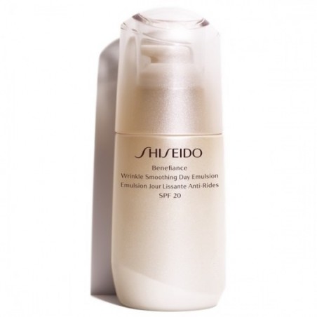 Comprar Shiseido Benefiance Wrinkle Smoothing Day Emulsion SPF20